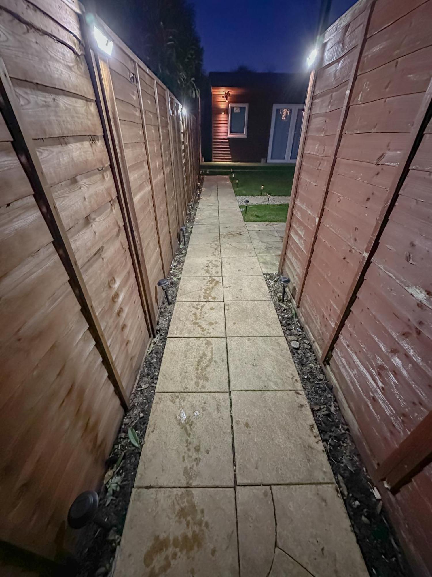 Stunning Studio Garden House - Free Wifi & Parking Hendon Exteriér fotografie